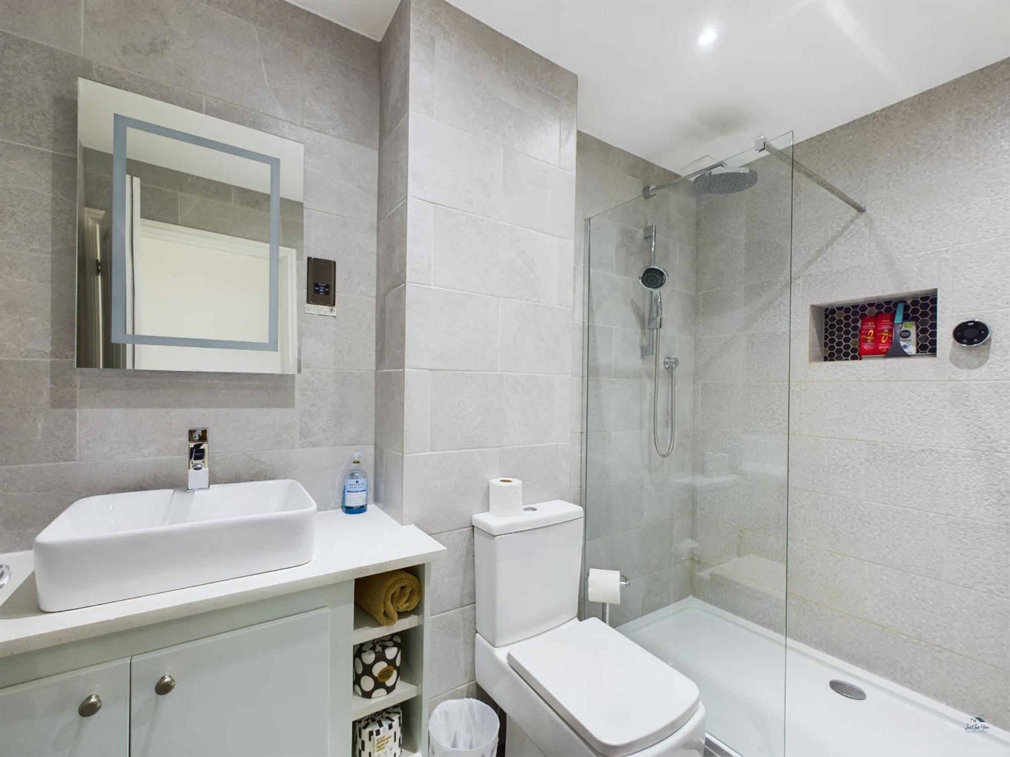 12A Solent Landing Direct Beach Access Bembridge Exterior foto